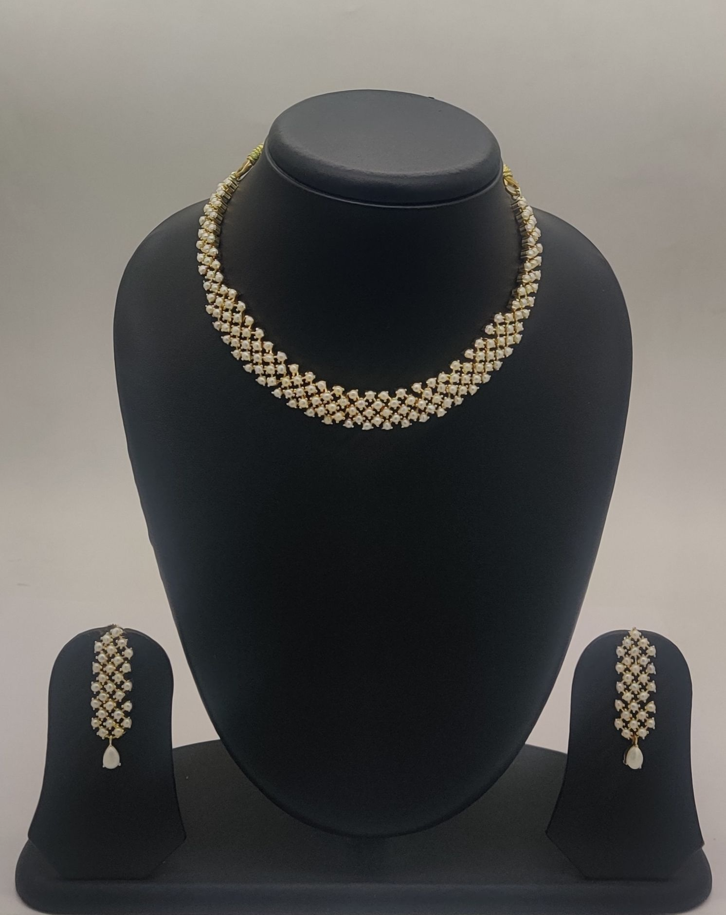 Handwoven Delicate Natural pearl Necklace