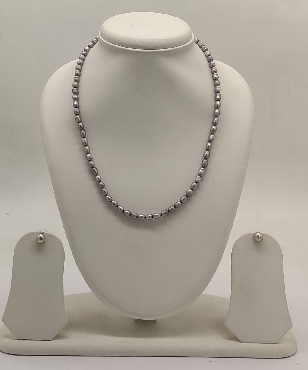 genuine freshwater pearl necklace and earrings set for women crafted with freshwater pearls in single-strand grey design