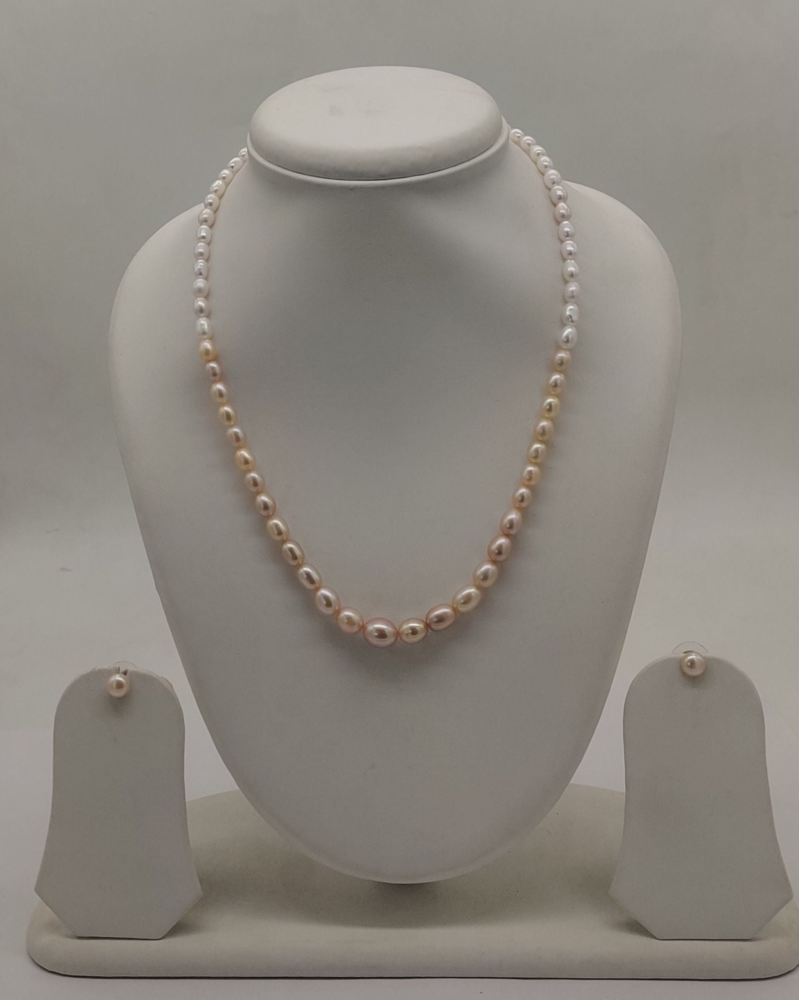 Fresh Water Natural Shaded Peach 1 Line Oval Pearl Set