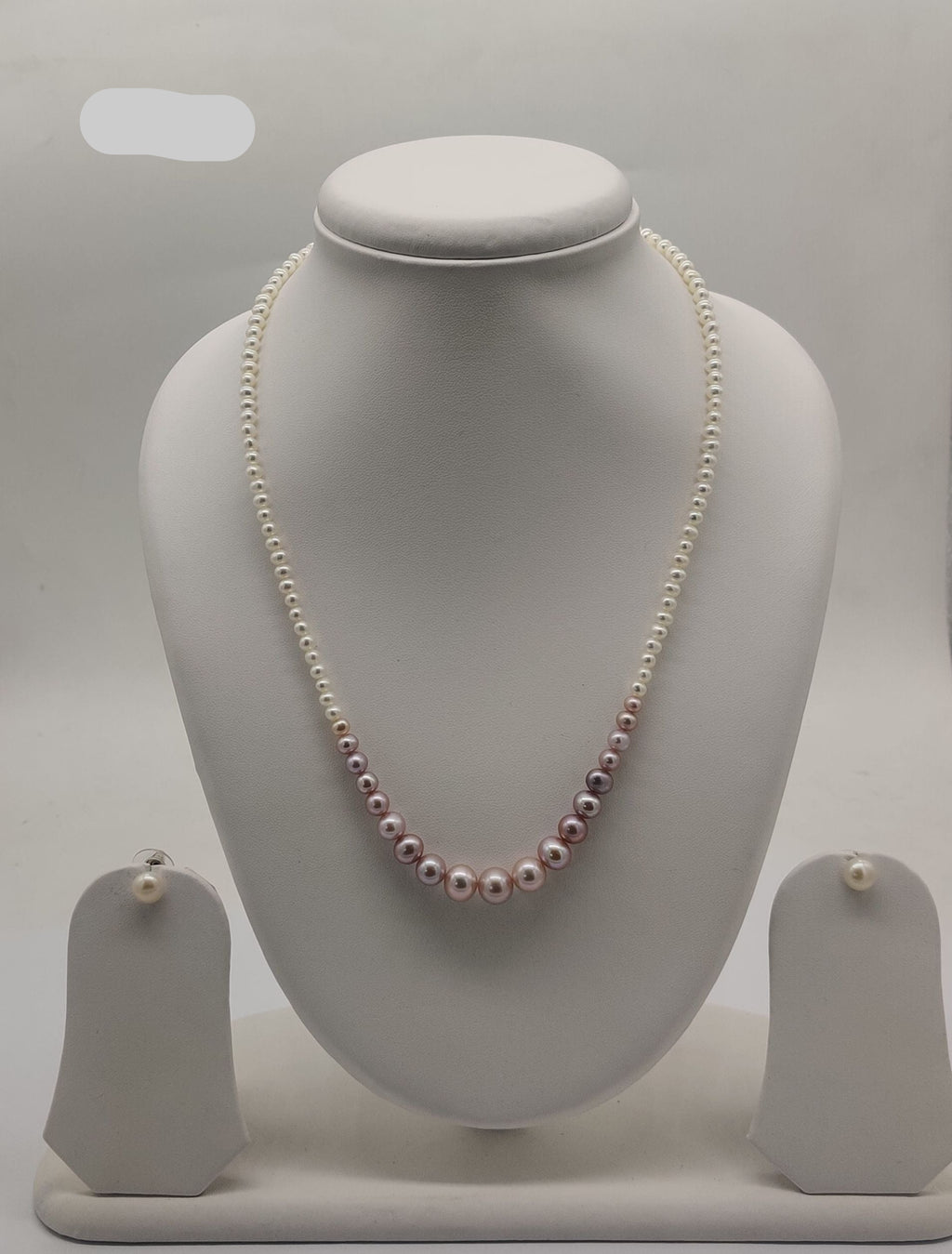 Graduated Freshwater Pearl Necklace Set in Pink