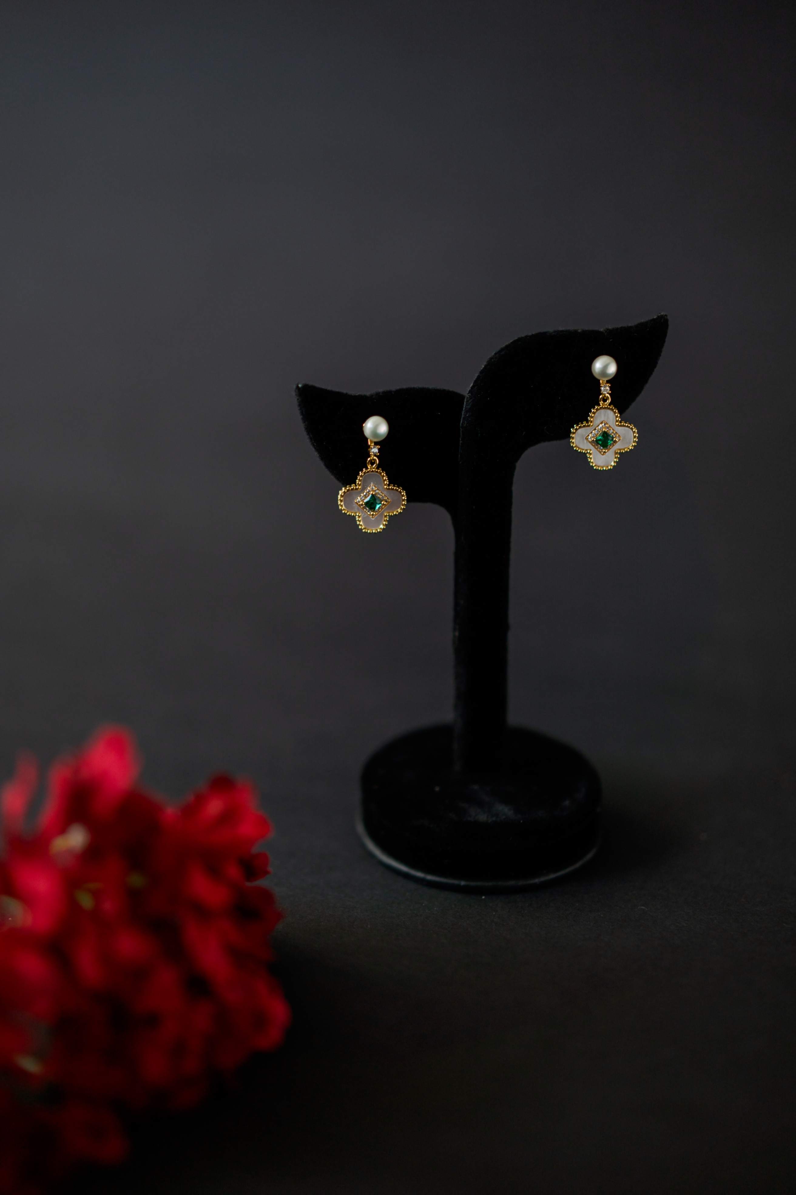 Emerald Clover Pearl Earrings