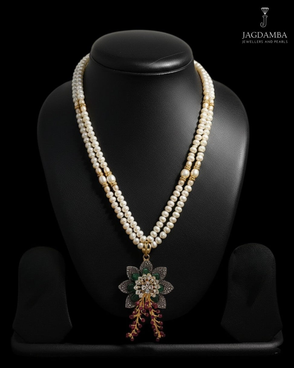 Two-line flat white freshwater pearl pendent set