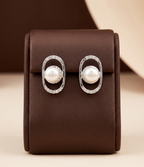 Oval Frame Pearl Stud Earrings