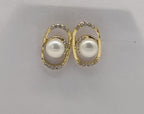 Oval pearl crystal stud earrings for women