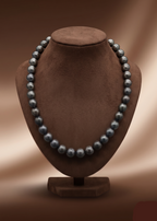 South Sea black round pearl one-line mala