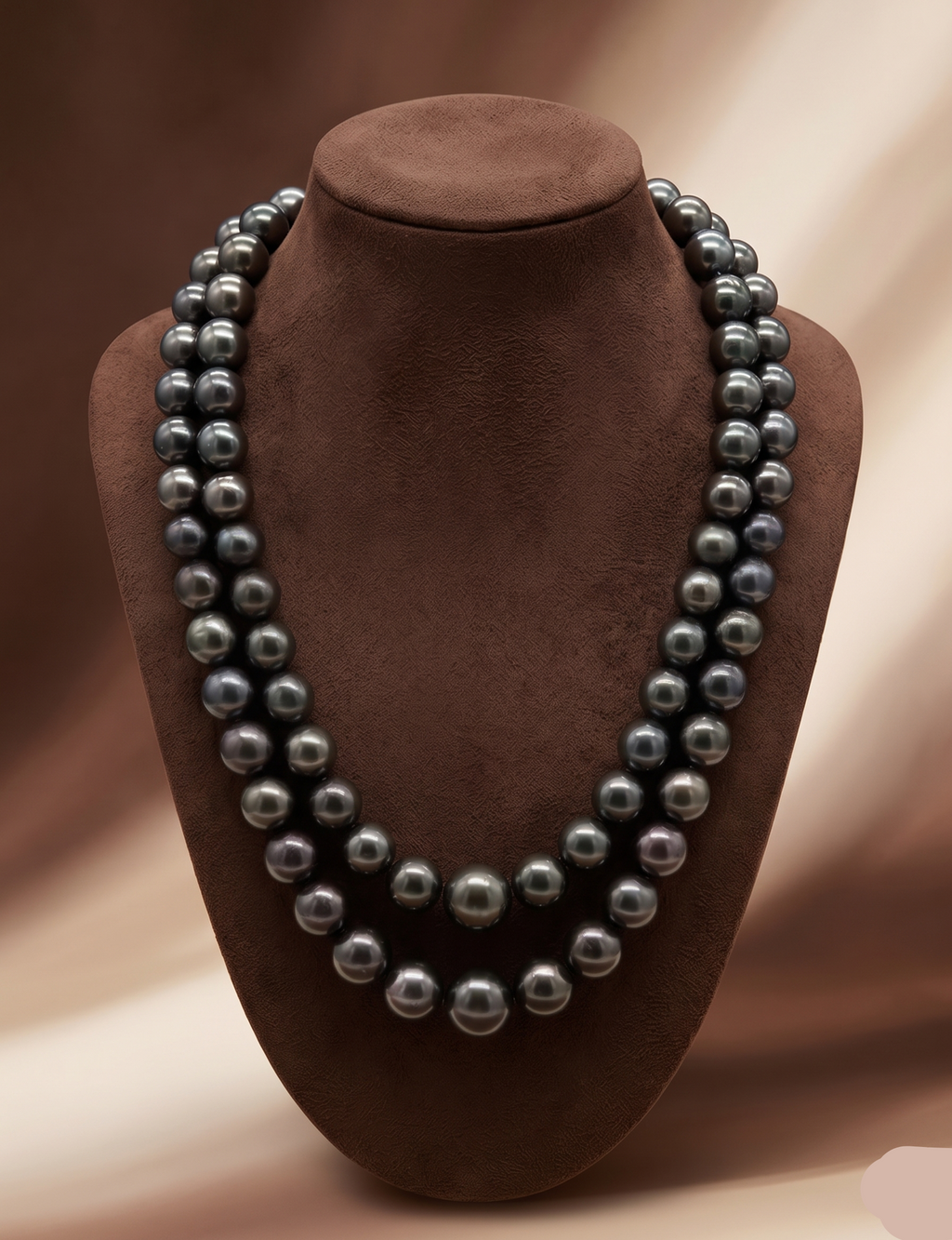 South Sea black round pearl two-line mala