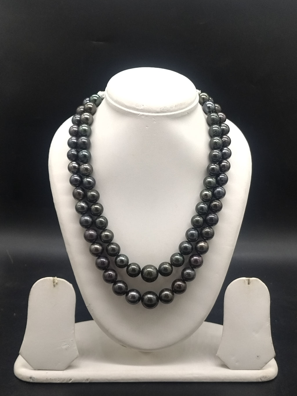 South Sea black round pearl two-line mala