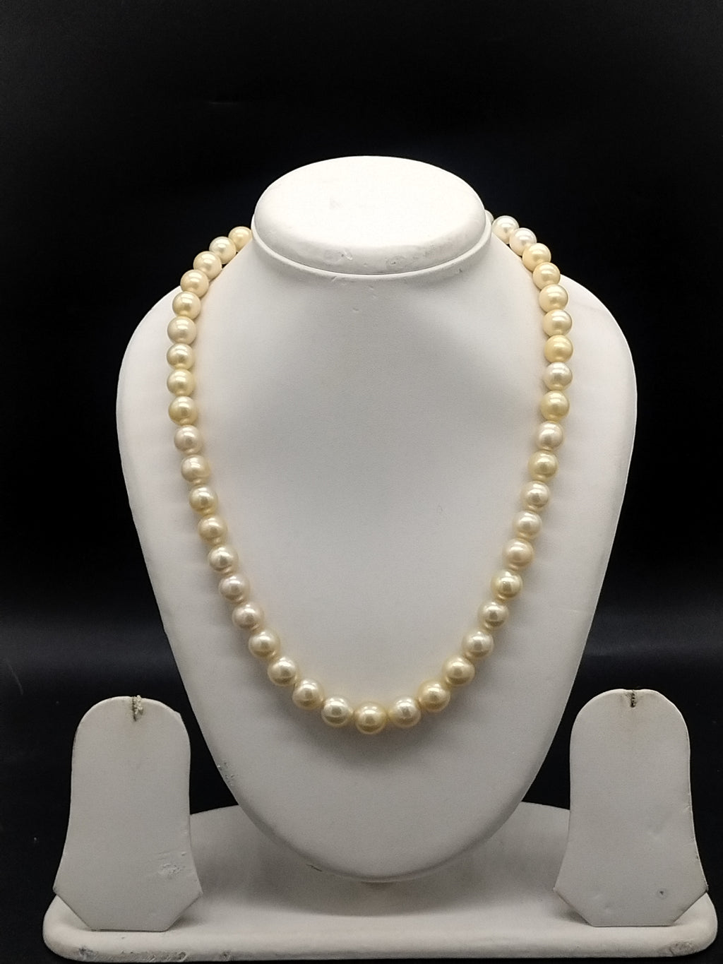 South Sea golden round pearl one-line mala