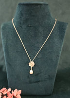 Rose Gold–Toned Alloy Floral Pendant Necklace with Pearl Drop