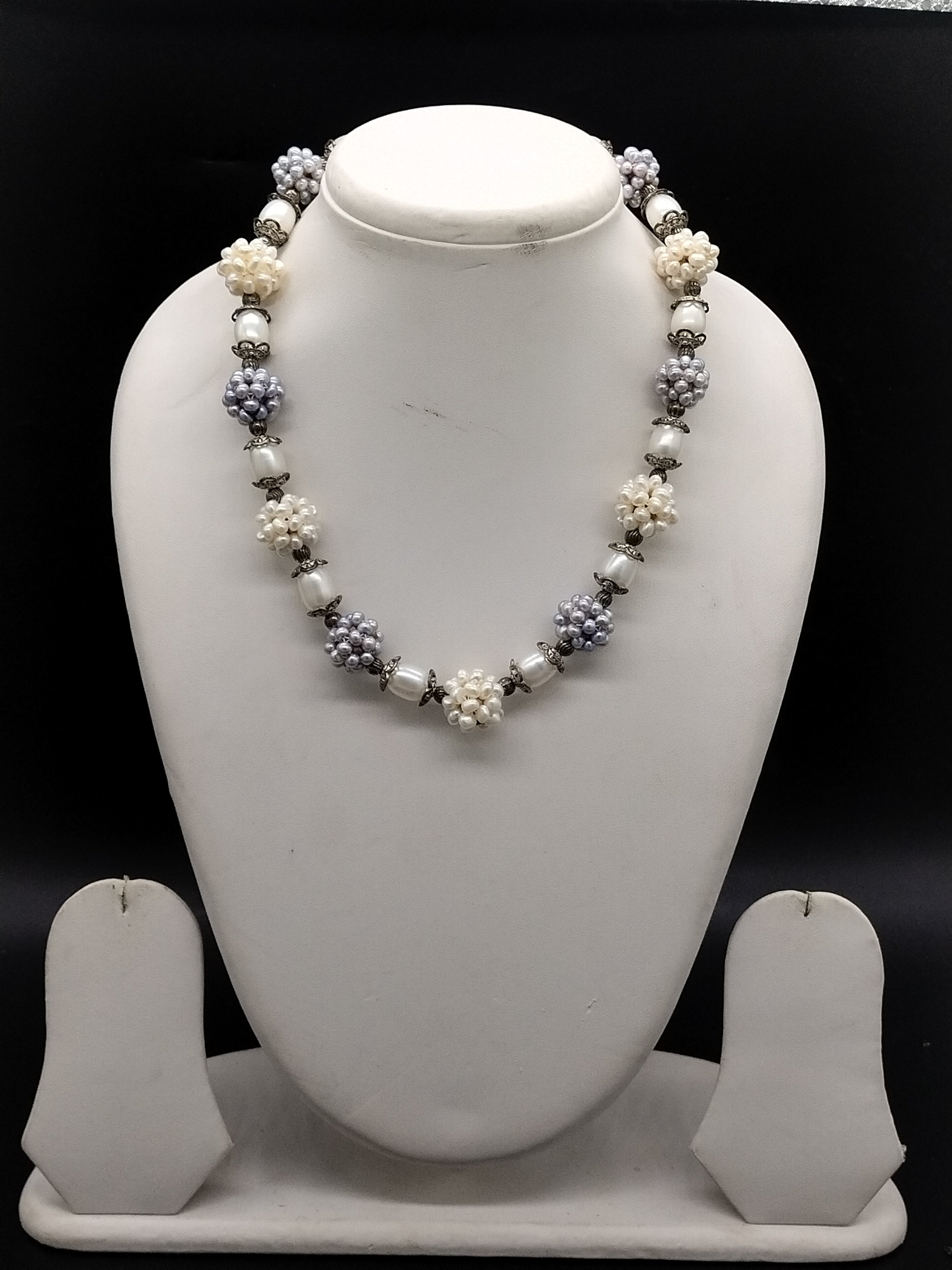 White and lavender pearl short necklace for women with textured pearl detailing