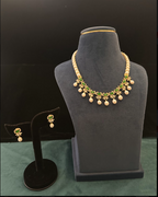 freshwater-pearl-green-stone-floral-necklace-set2
