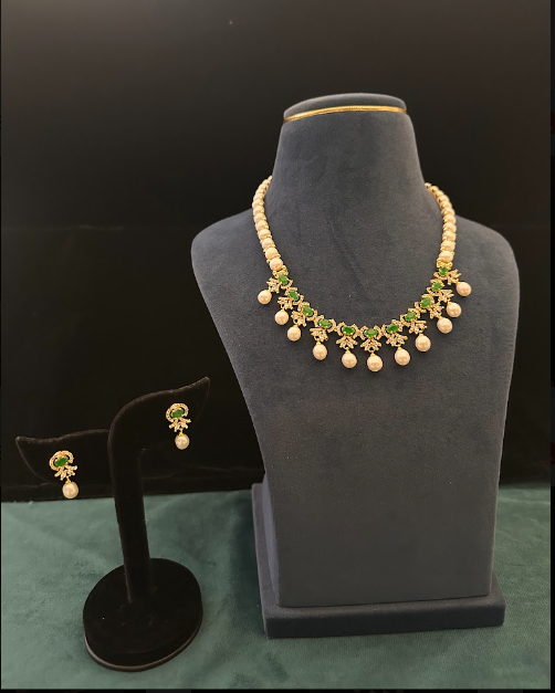 freshwater-pearl-green-stone-floral-necklace-set2