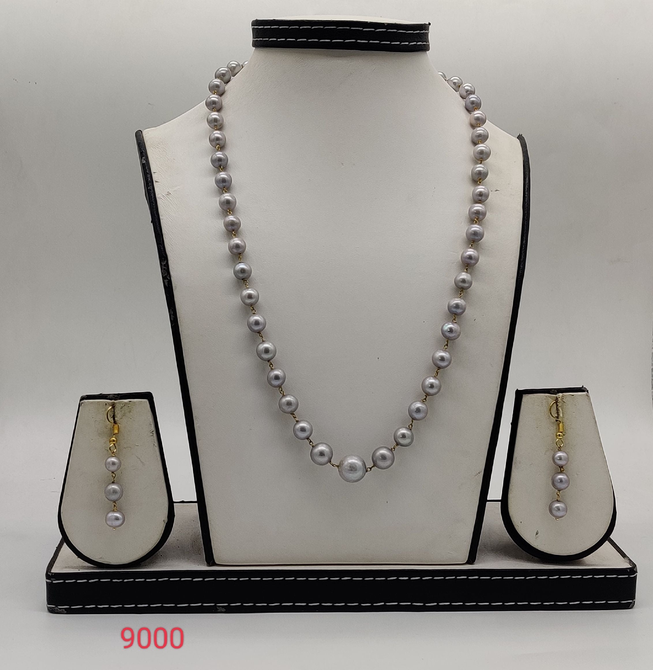 grey freshwater pearl necklace set with single strand pearls and drop earrings