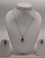 noir leaf grace 925 silver pendant set with leaf design and dark pearl