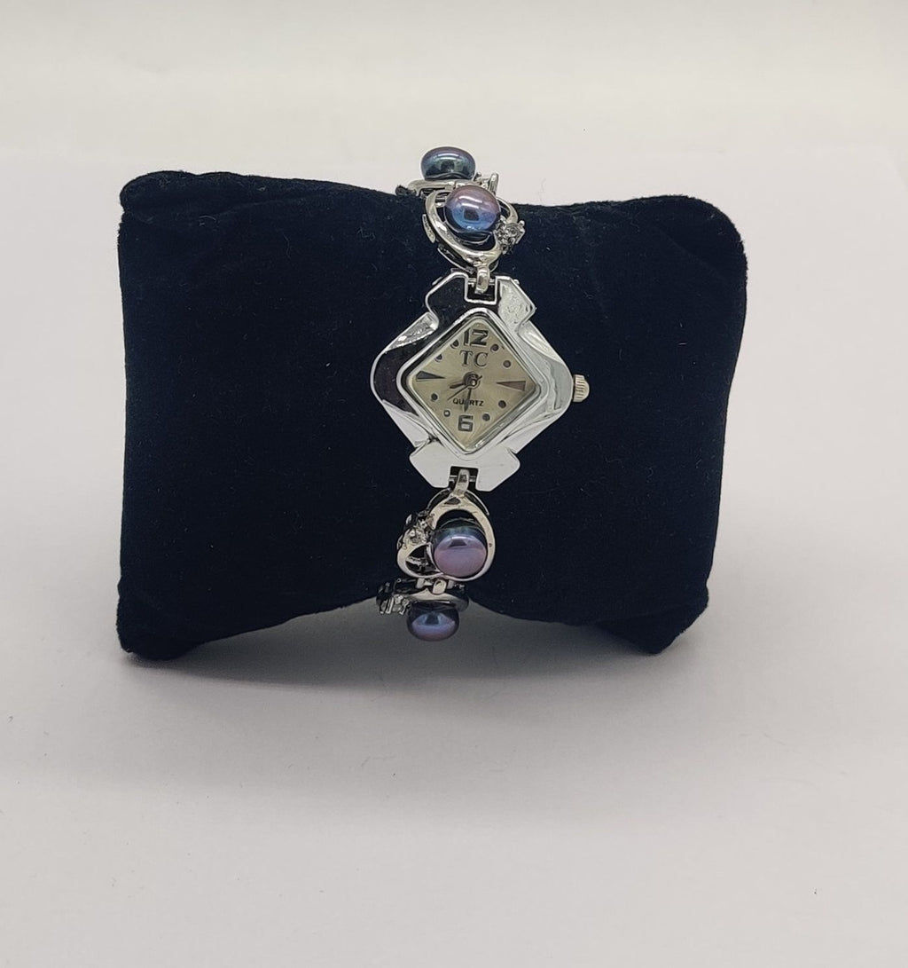 pearl bracelet watch for women with diamond shaped dial