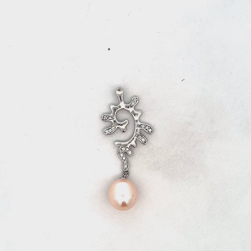 Orangy Red Pearl Pendant in Yellow Gold Tone Metal Filigree