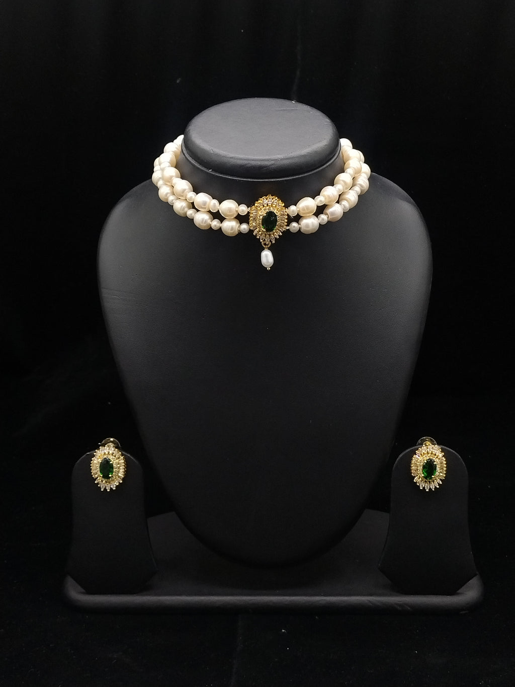 2-Line White Pearl Choker Set with Green Stone Medallion4
