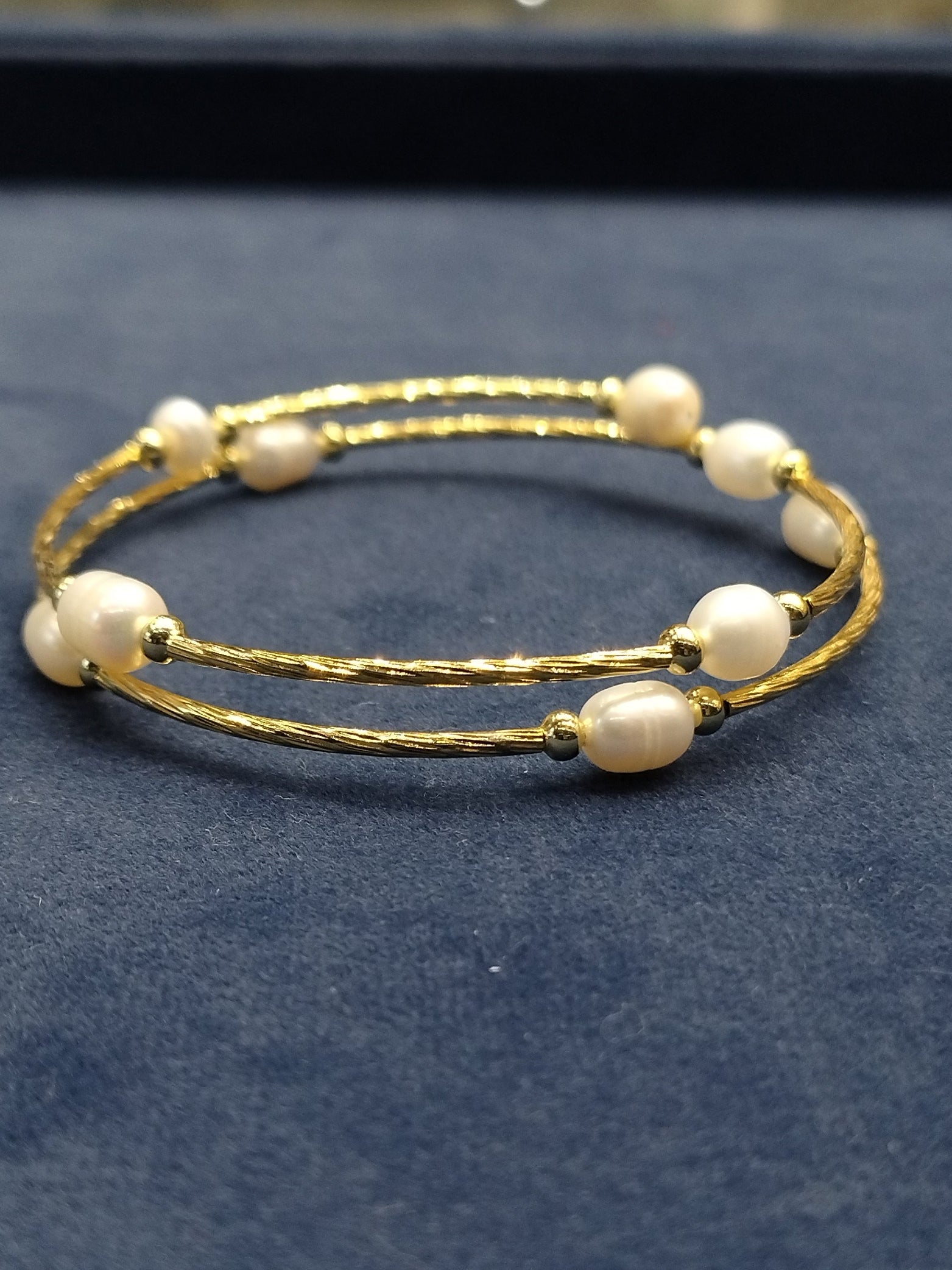 Pearl Orbit Bracelet