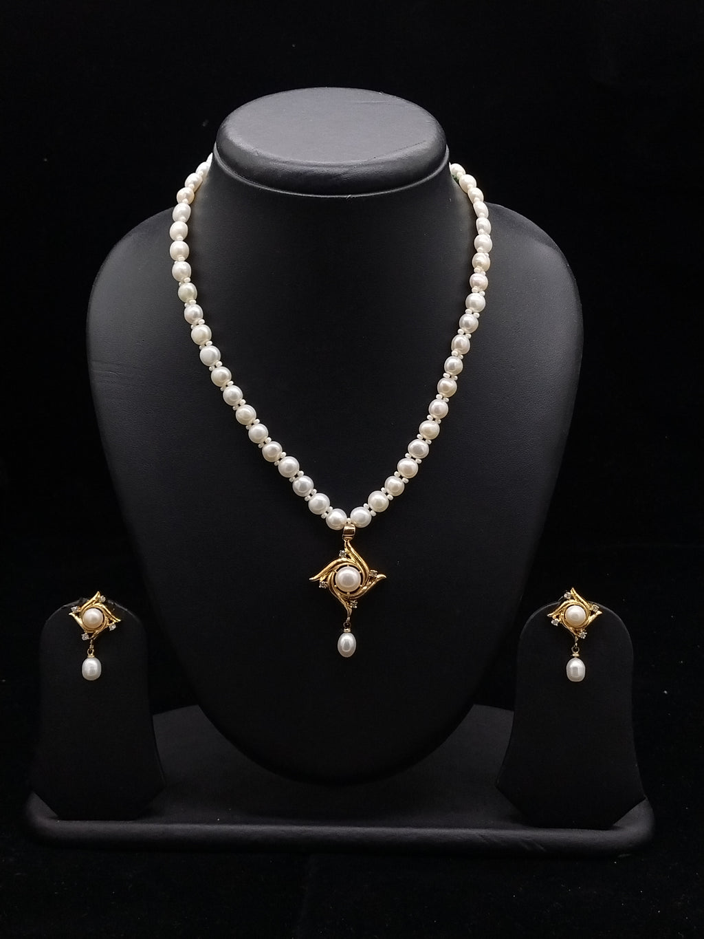 Contemporary Gold-Toned Geometric White Button Pearl Pendant Set