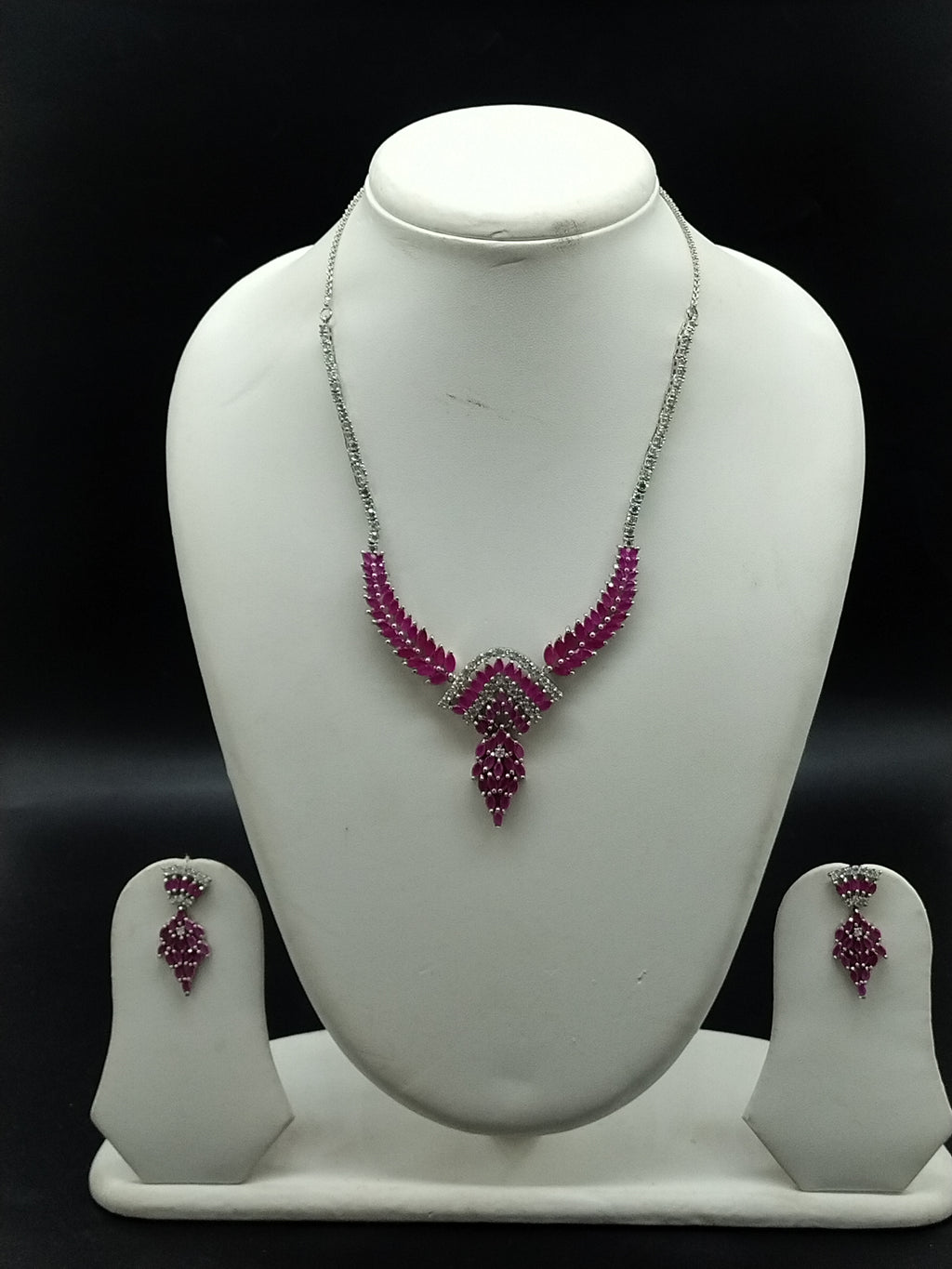 Necklace set