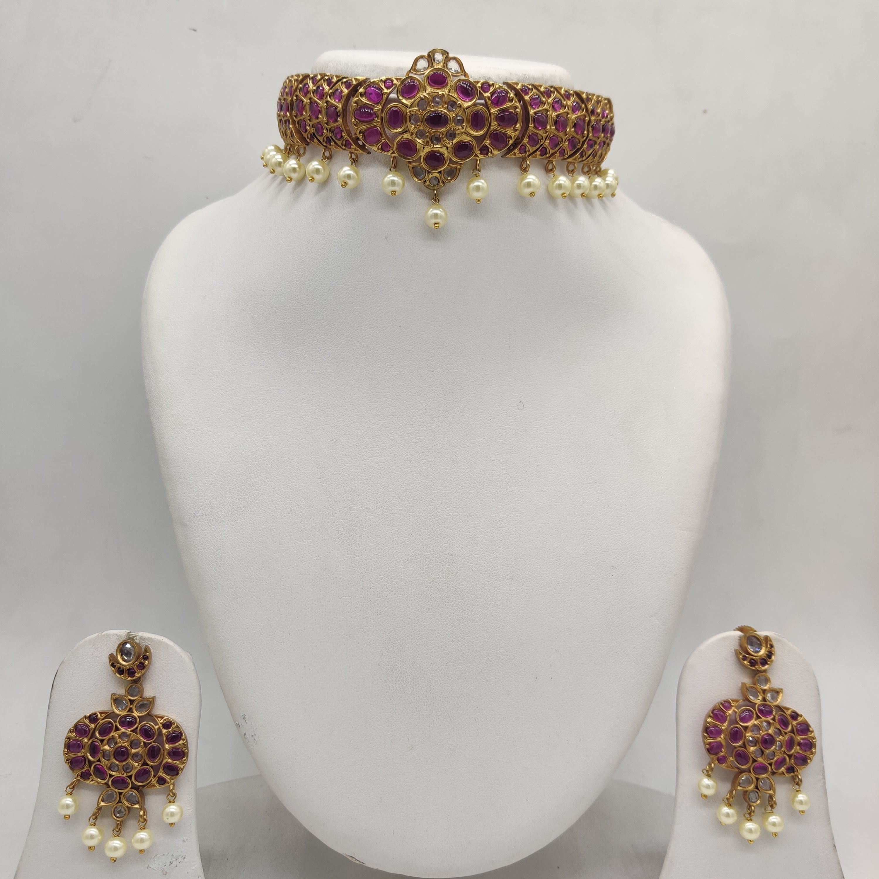 Red Choker Set