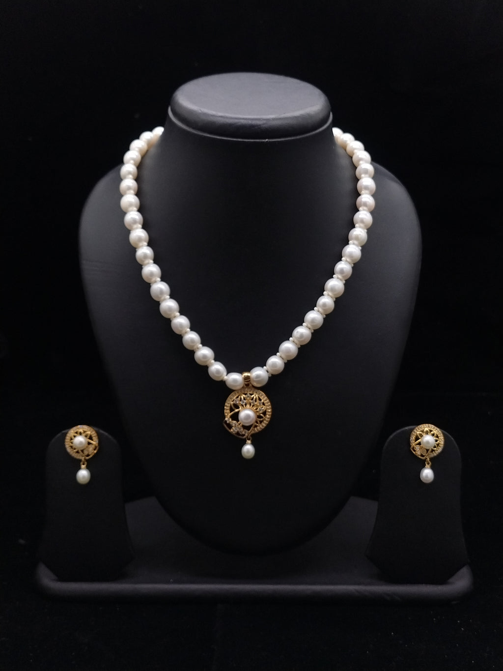 White Button Pearl Necklace Set with Circular Openwork Pendant & Earrings