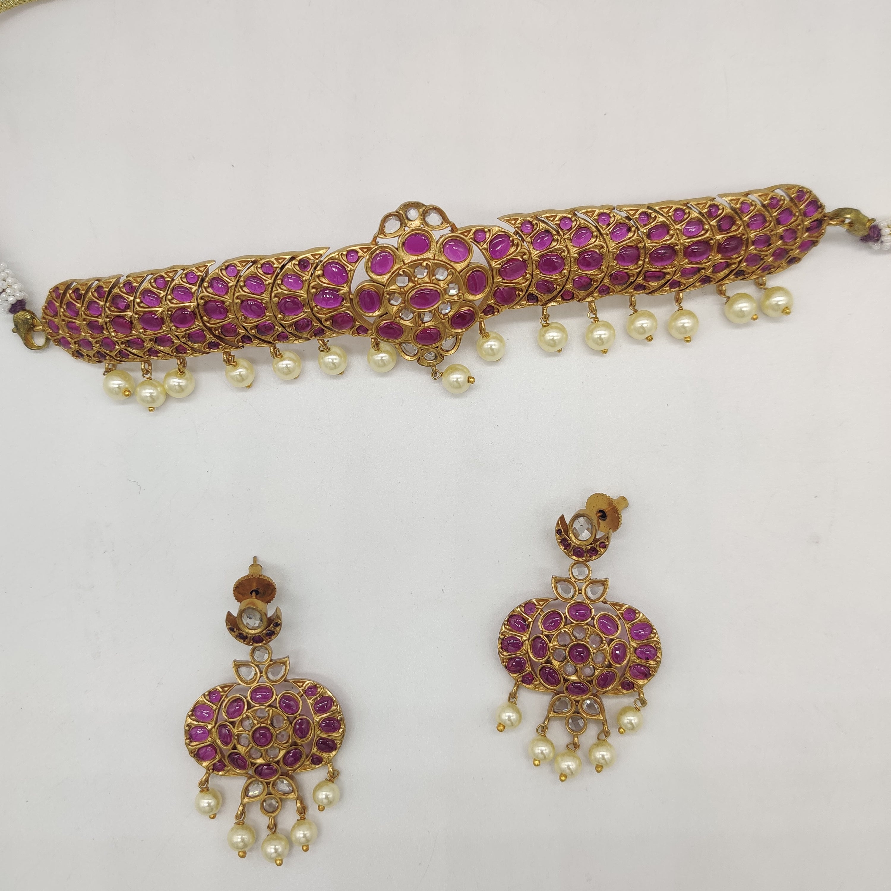 Red Choker Set