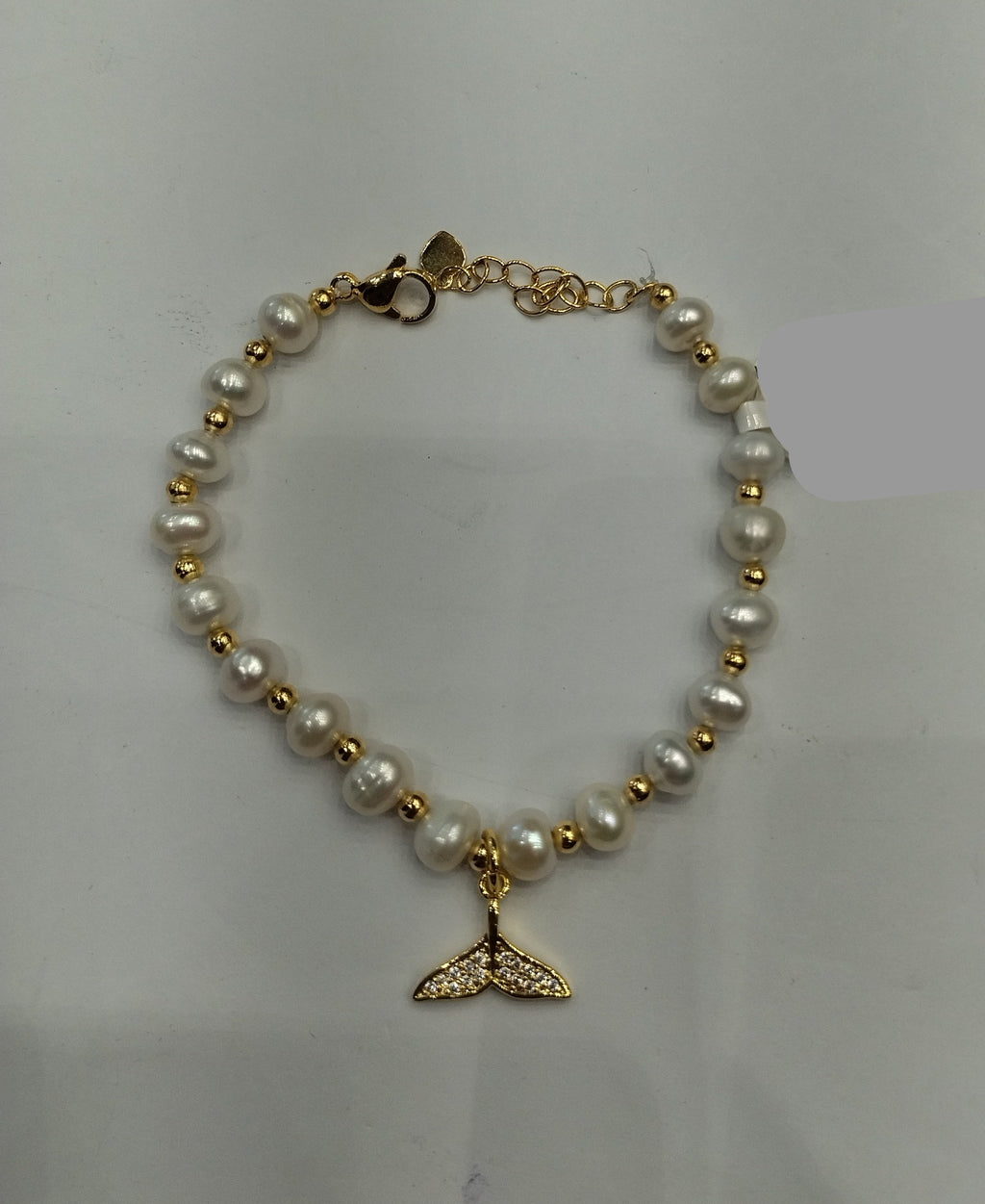 Oval White Freshwater Pearl Gold-Tone Charm Bracelet