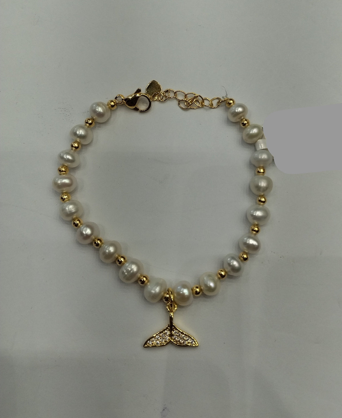 Oval White Freshwater Pearl Gold-Tone Charm Bracelet