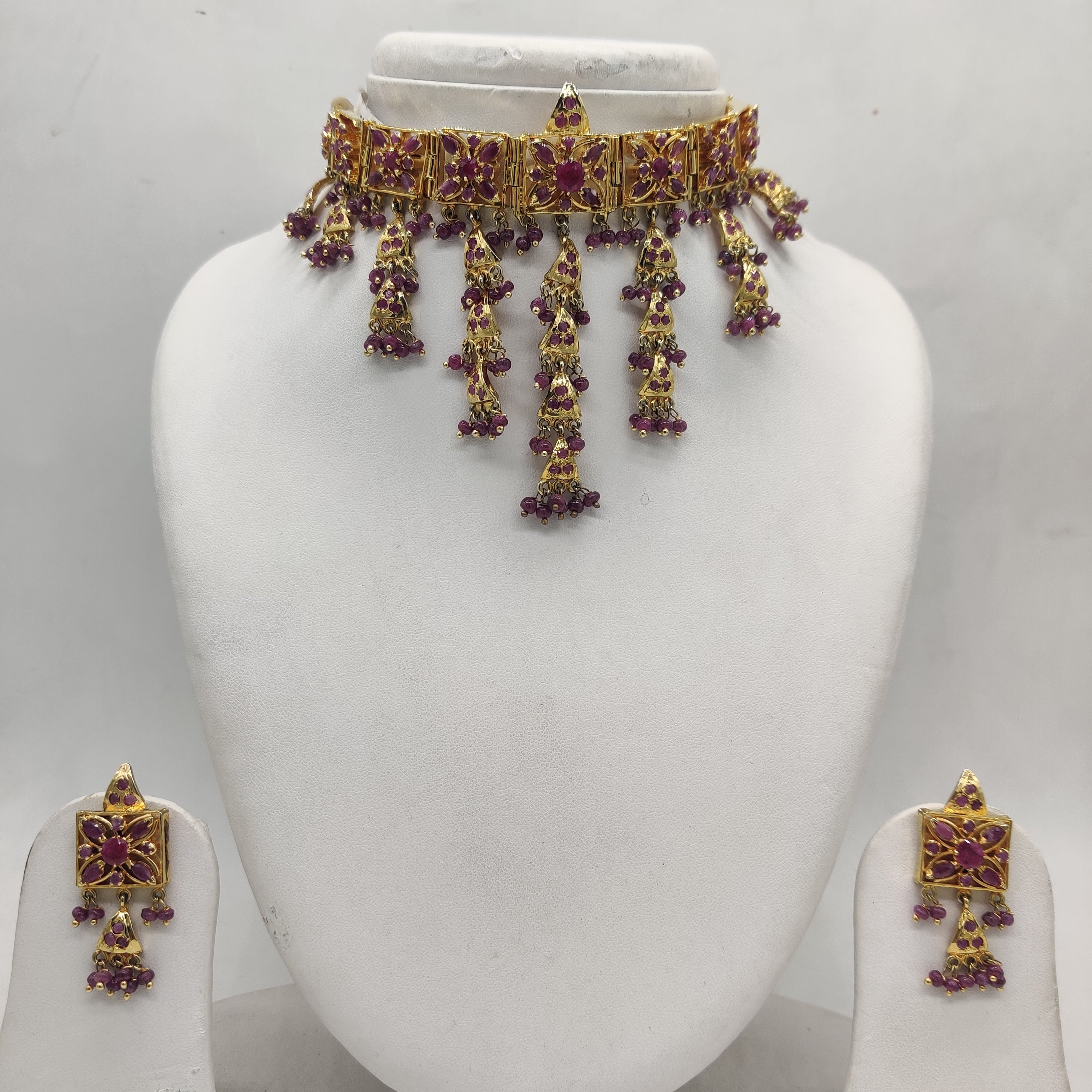 Red Choker Set