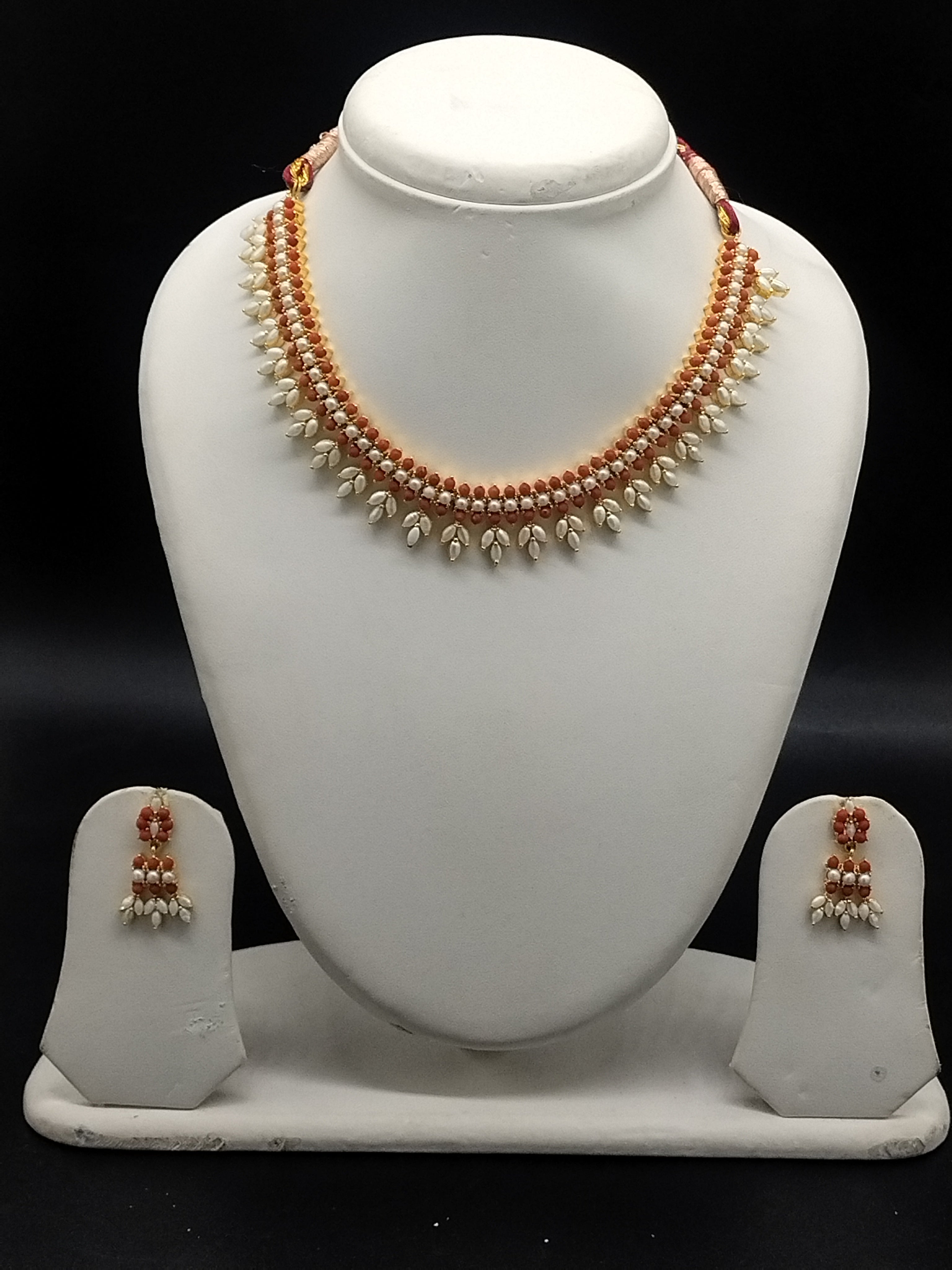 Necklace set