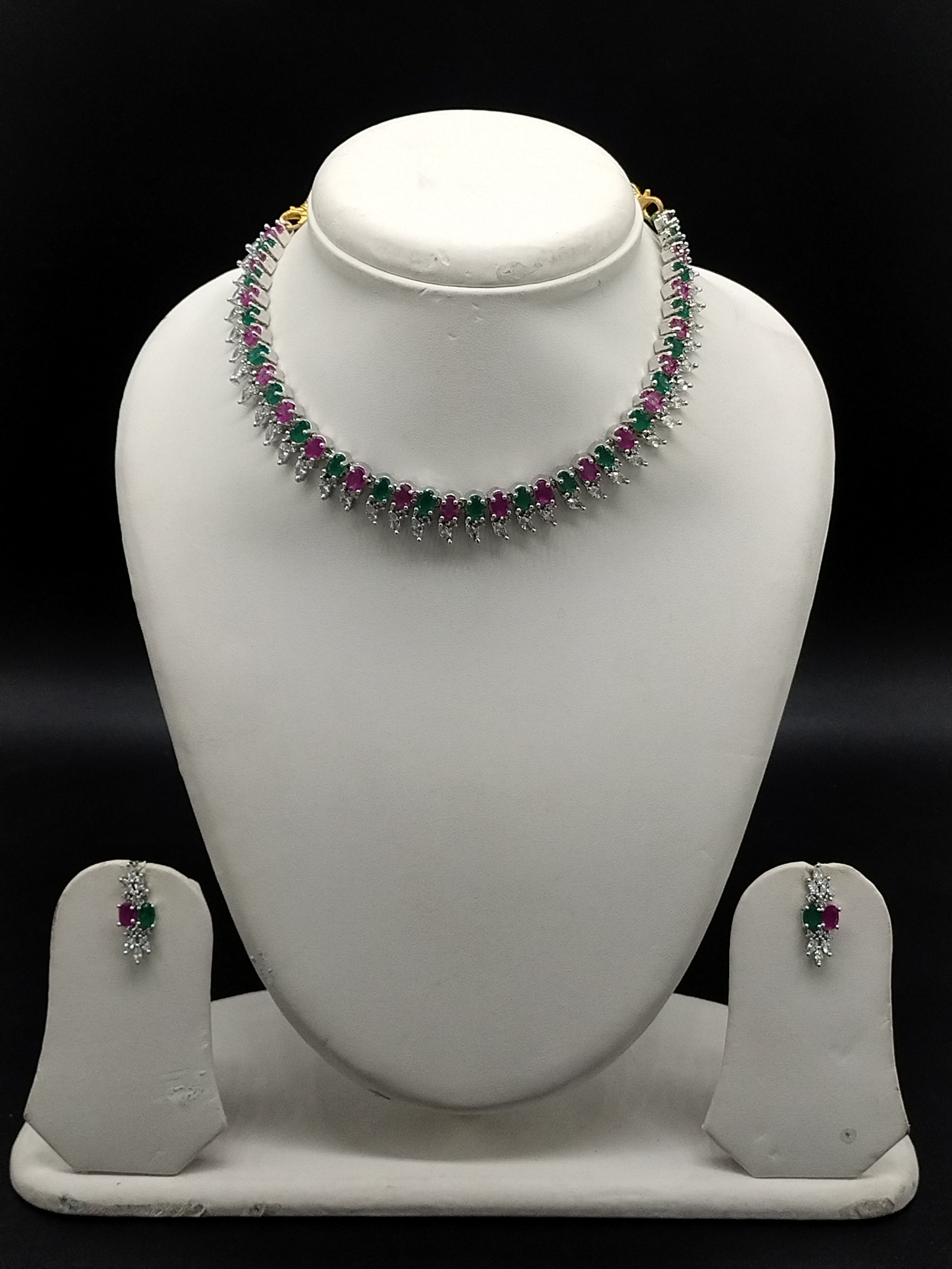 Fancy necklace set
