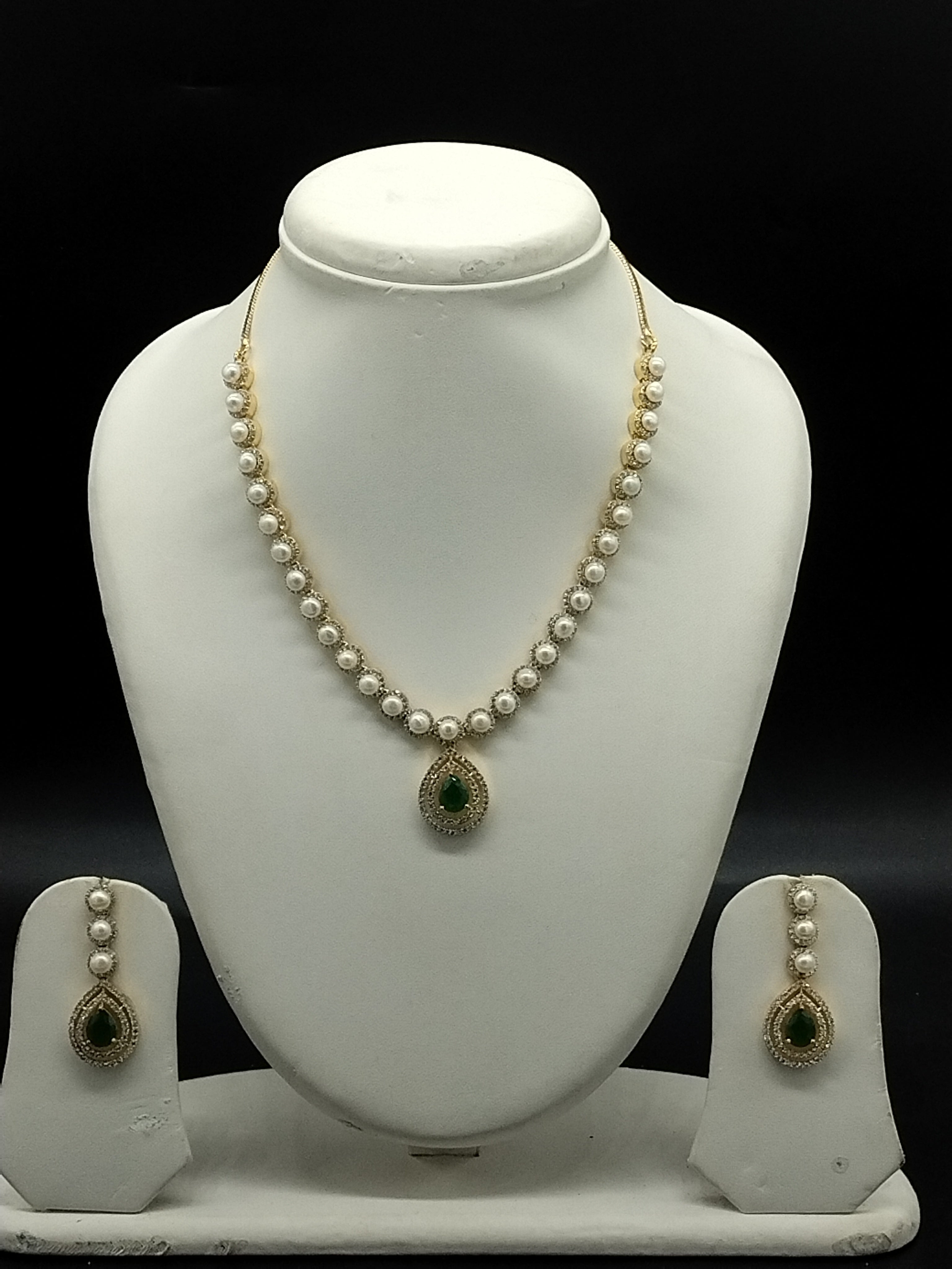 Necklace set